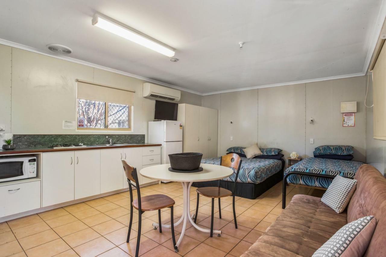 Aaok Karratha Caravan Park Kültér fotó